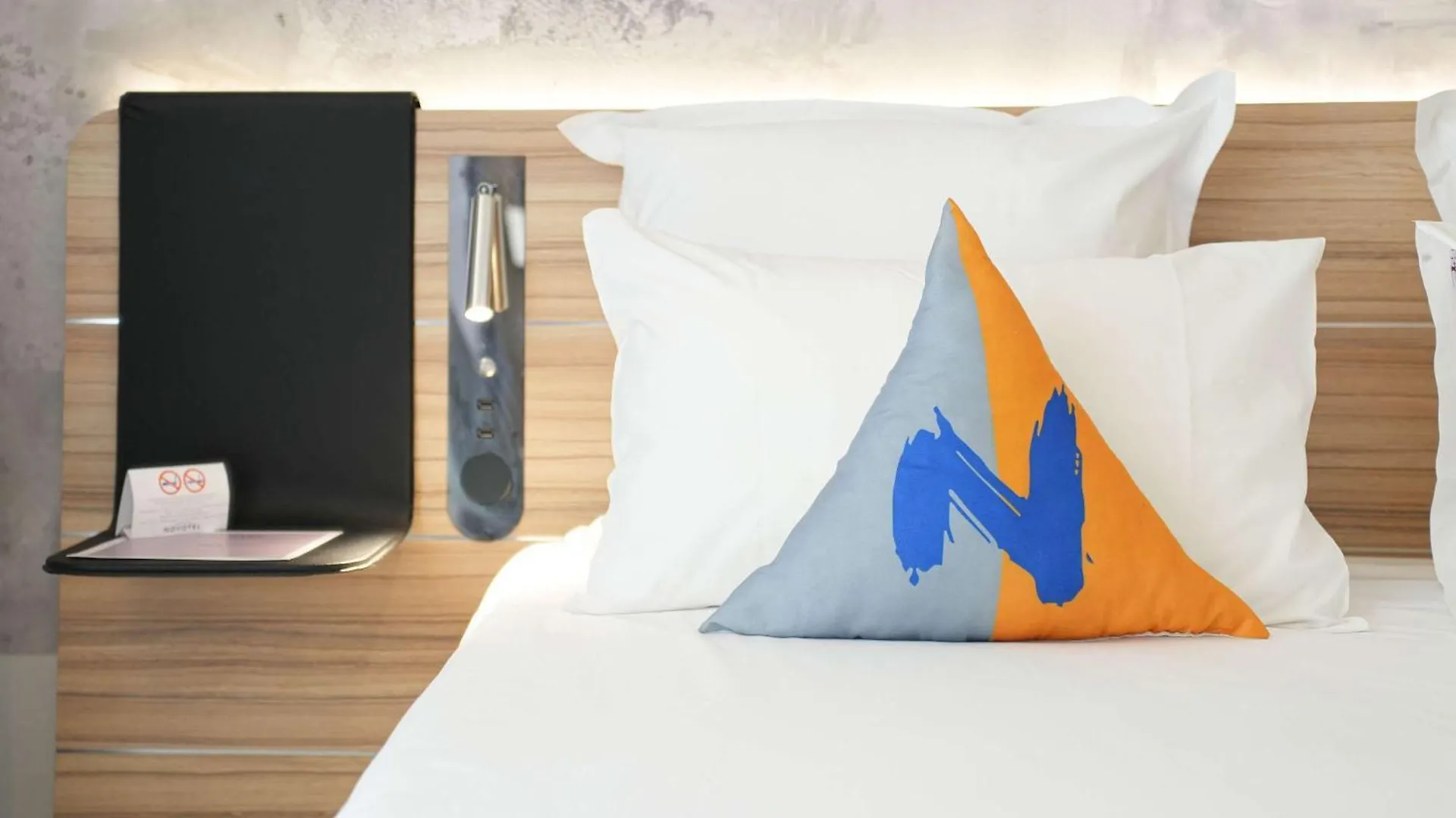 Novotel Tunis Lac 4*,