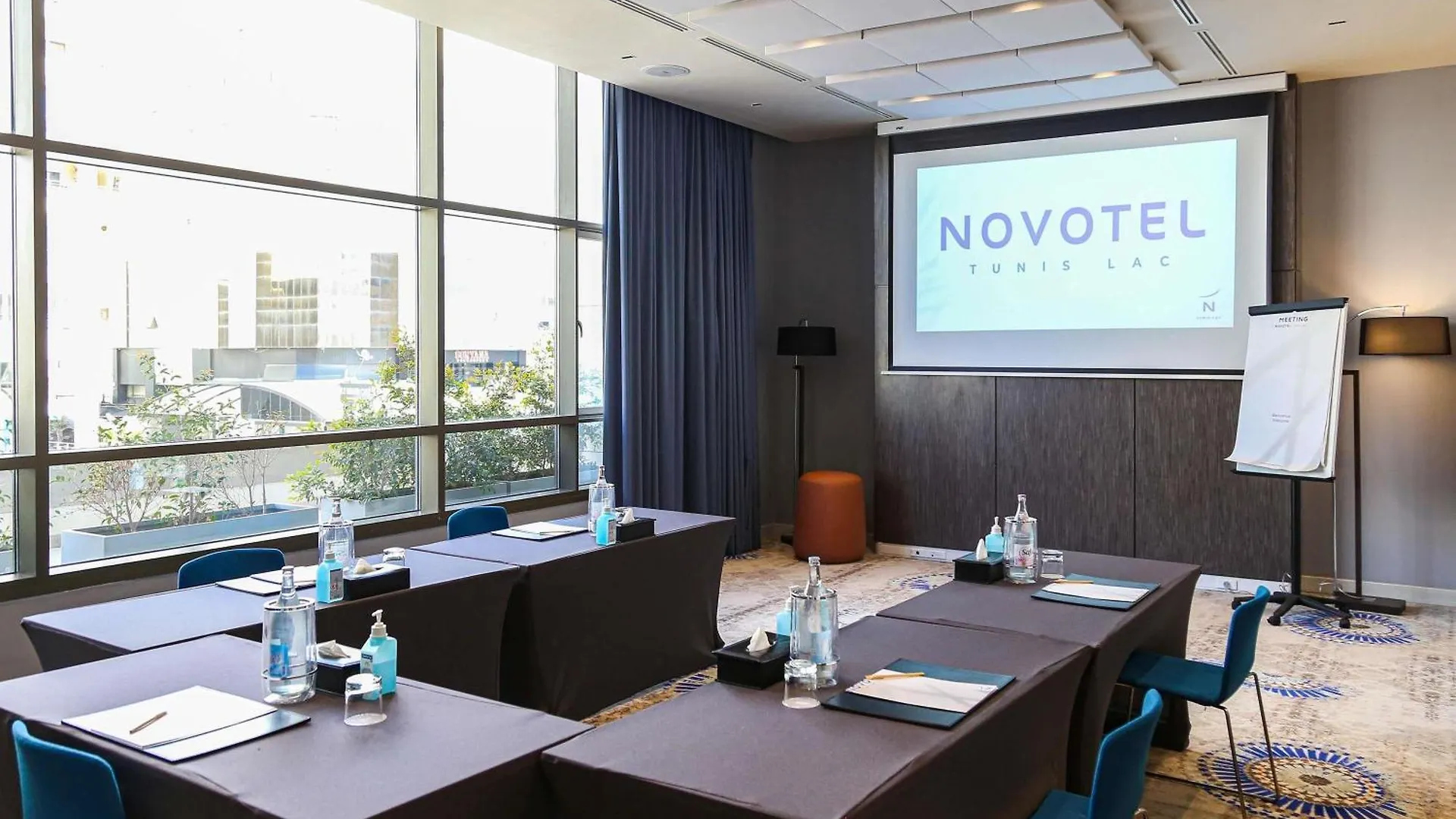 Novotel Tunis Lac 4*,